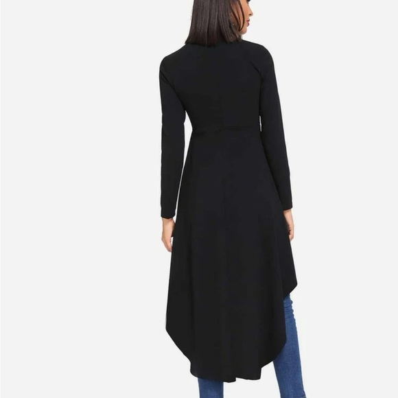 BLACK LONG SLEEVE TOP WITH TRAIN - Picture 3 of 3